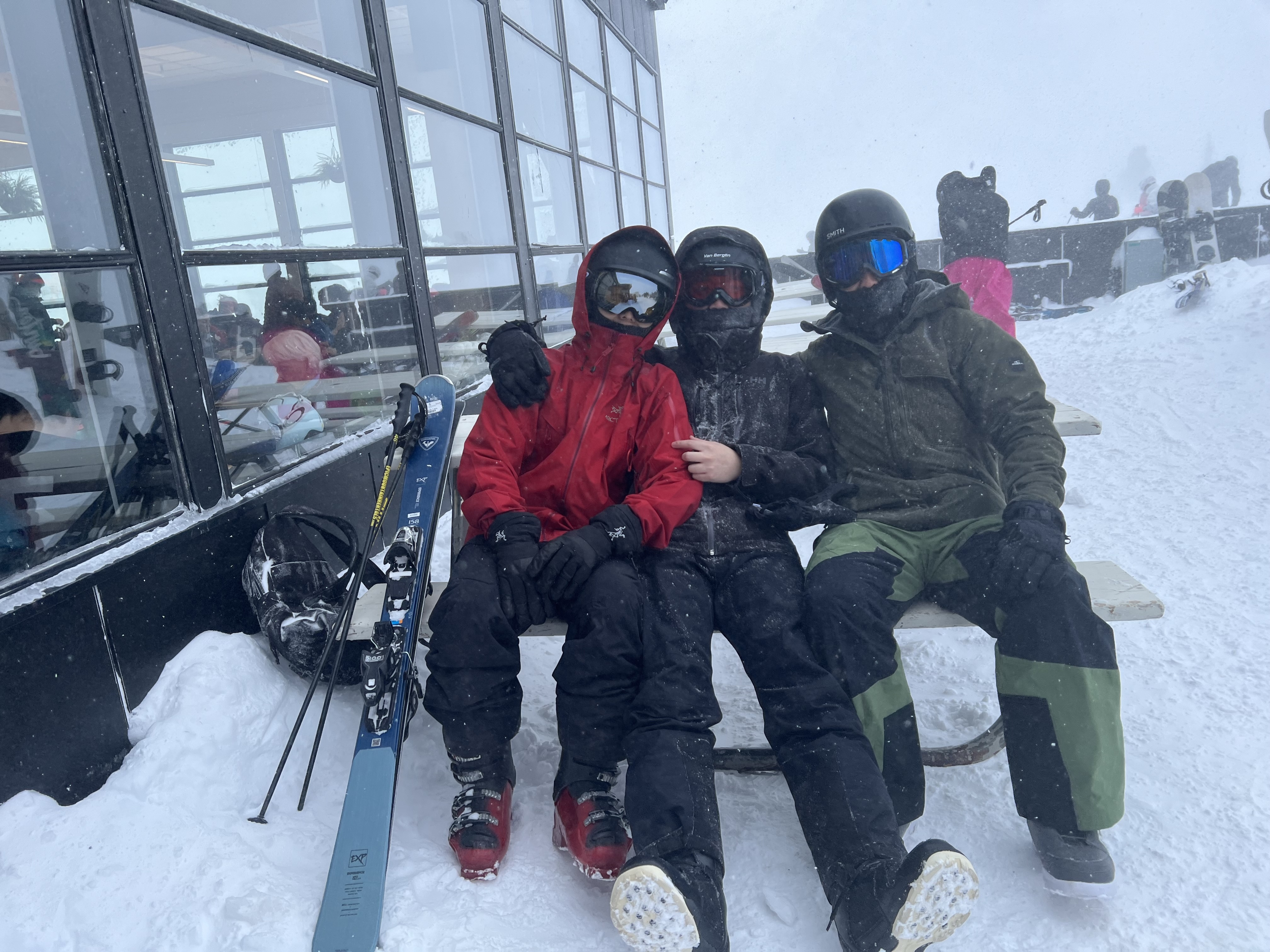 Eric snowboarding